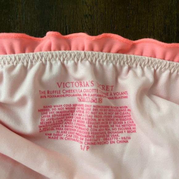 Victoria’s Secret Ruffle Bikini - Picture 3 of 4